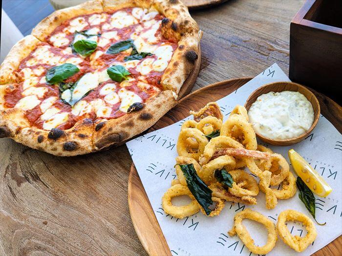 Kliveピザとカラマリリング