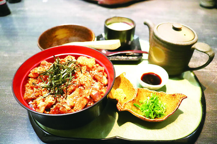 甘たれからあげひつまぶし