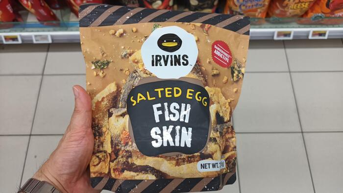 ＜アーヴィンズ・ソルテッドエッグ・フィッシュスキン＞