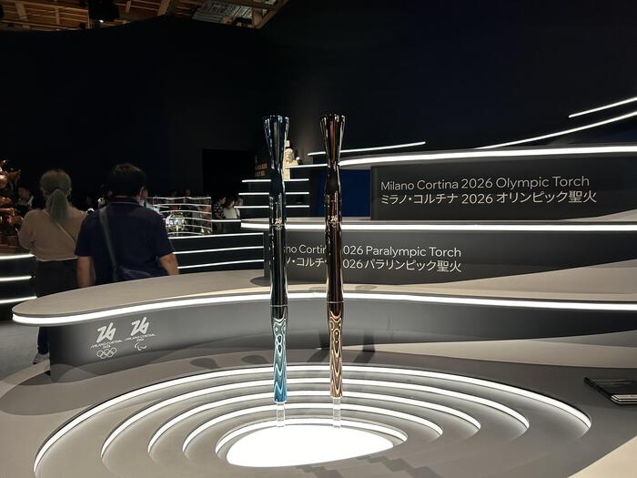 イタリア館_聖火トーチ.jpeg