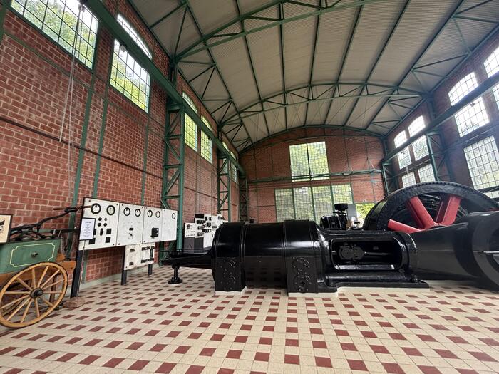 一体圧延電車と呼ばれる車両