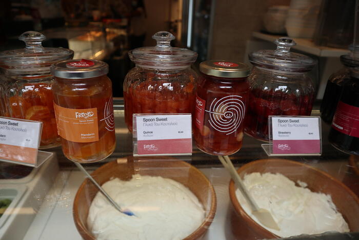 濃厚で栄養たっぷりのギリシャヨーグルト