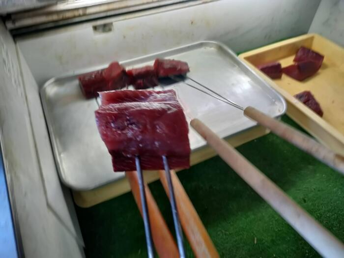 カツオ　串刺し