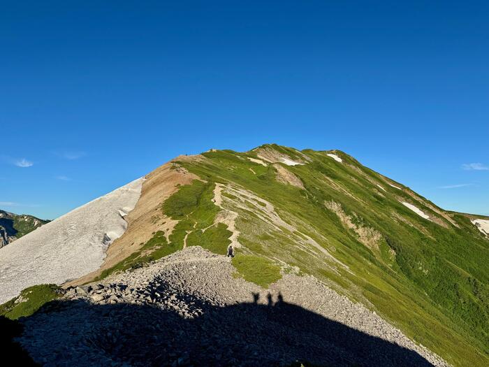 白馬岳　日本百名山　小蓮華山　雪渓　長野県