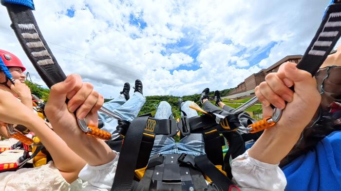 タイタンズ スウィングを楽しむ様子