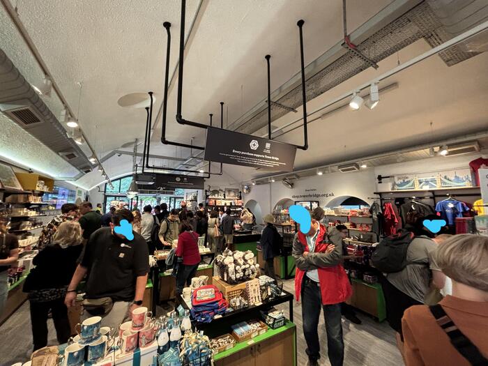 観光名所には必ずあるおみやげショップ