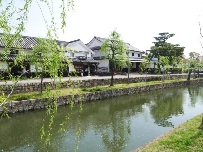 ＜倉敷川沿いの眺め＞