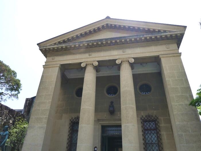 大原美術館の堂々たる本館