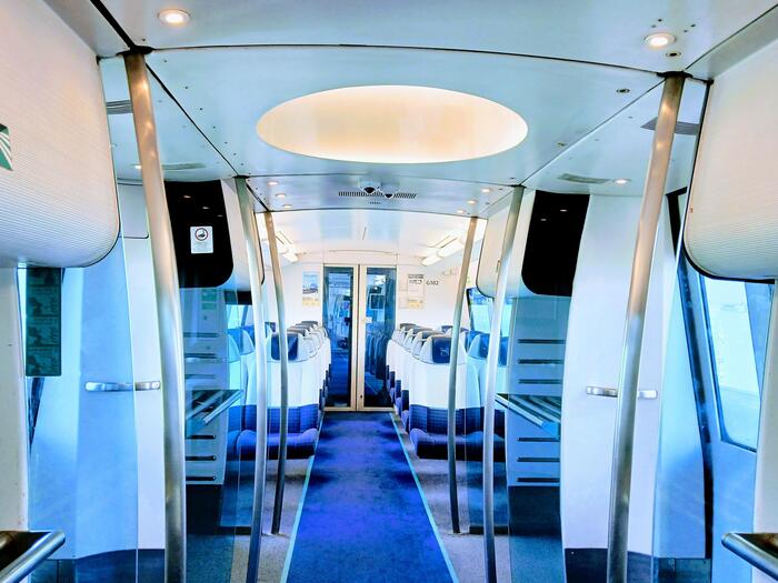 機場快線の車内