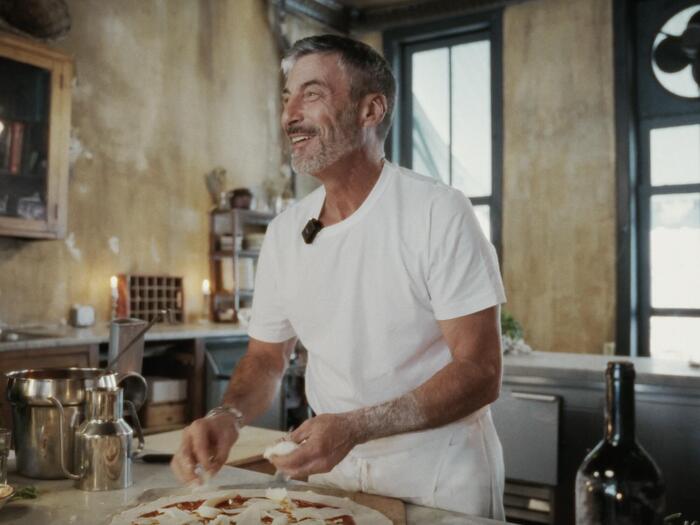 Lucali（ブルックリン・キャロルガーデンズ）ピザつくりをする人