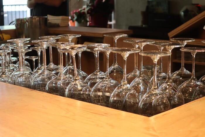 たくさんのワイングラス