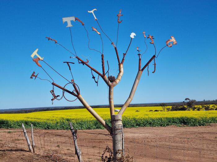 T tree アート作品