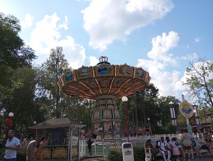 遊園地の乗り物