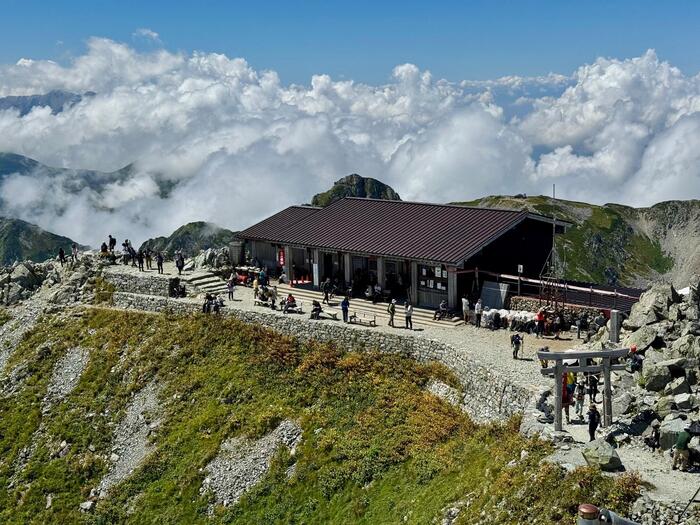 立山　立山連峰　雄山　日本百名山　日本三霊山　立山黒部アルペンルート　雄山神社