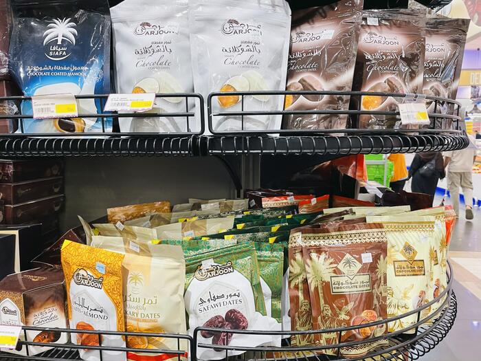 デーツが使われたお菓子