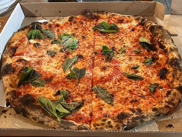 L'Industrie Pizza（ブルックリン・ウィリアムズバーグ）ピザ