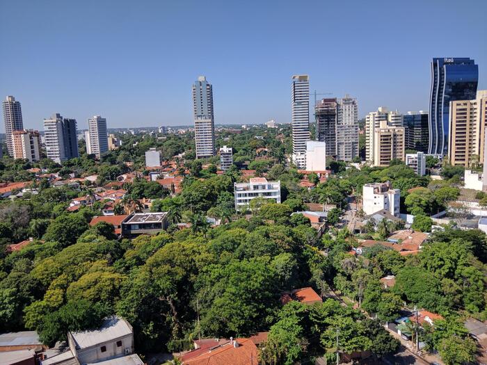 パラグアイの首都アスンシオンの眺め