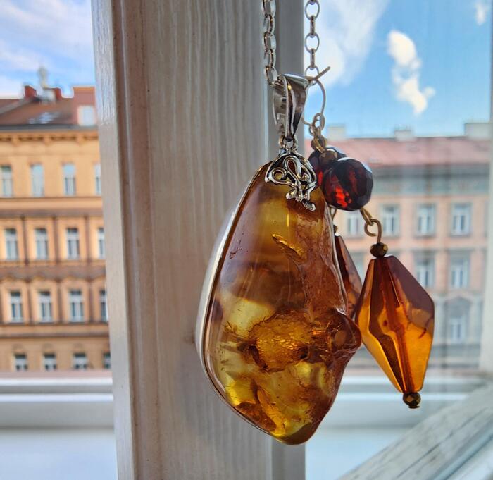 琥珀の手作りマイペンダント完成