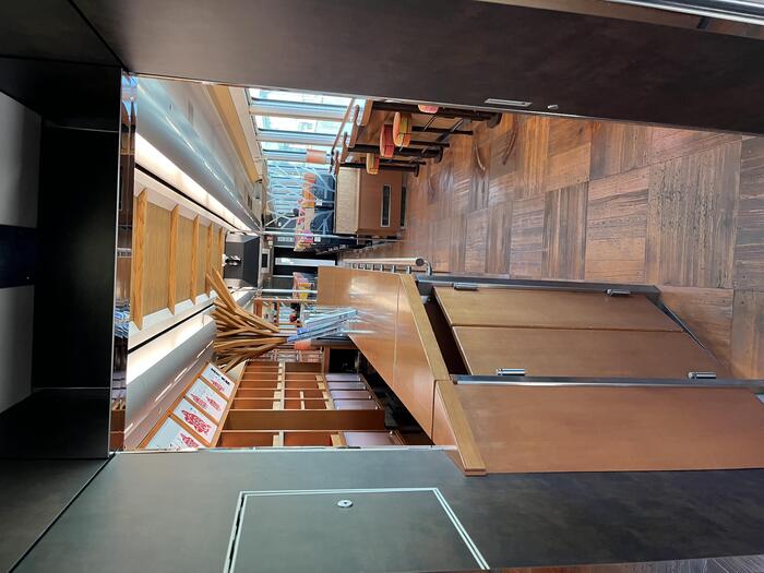 リゾートしらかみ は、車内空間