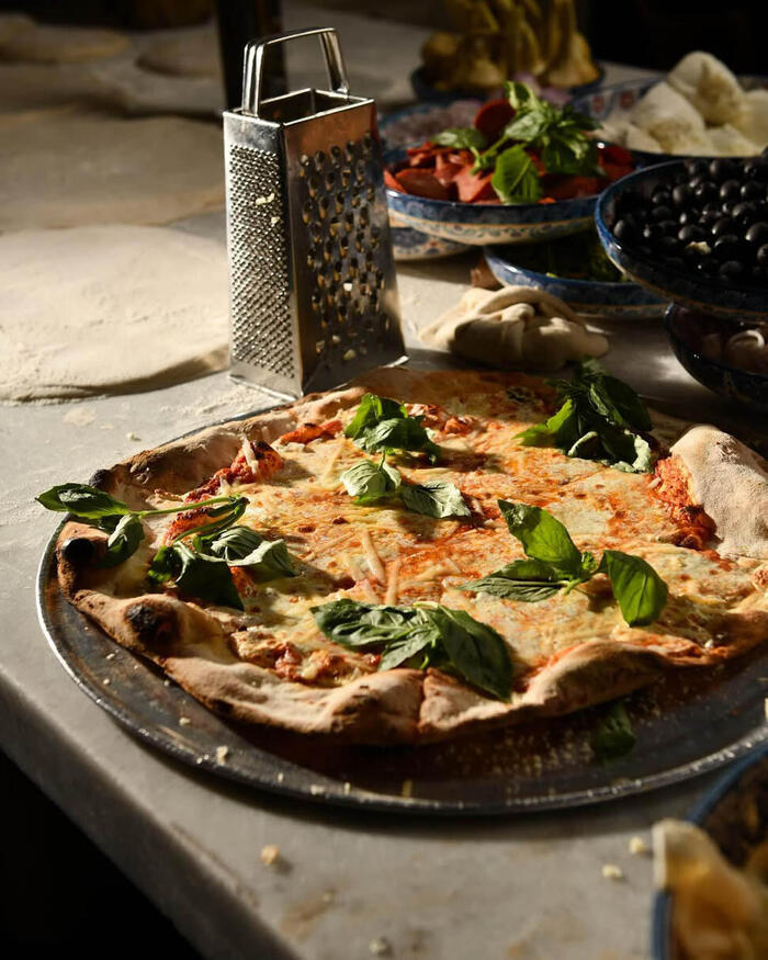 Lucali（ブルックリン・キャロルガーデンズ）人気のピザ