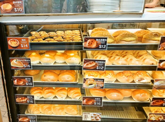 「九龍餐室」のエッグタルトは10香港ドル(日本円約190円)～