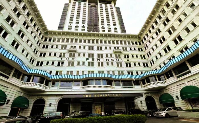 「尖沙咀」にあるペニンシュラホテル（半島酒店）の外観