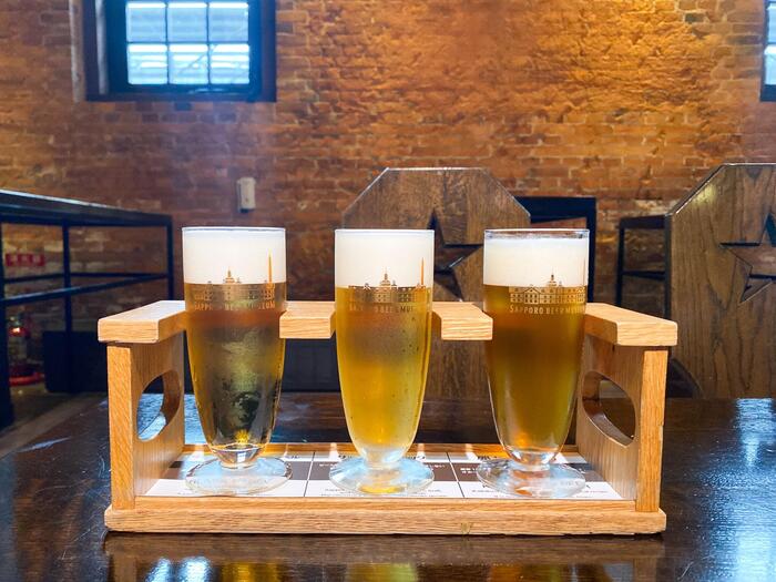 3つ並んだビール