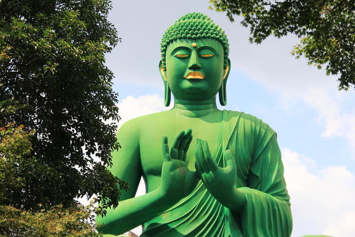 名古揚輝荘屋大仏