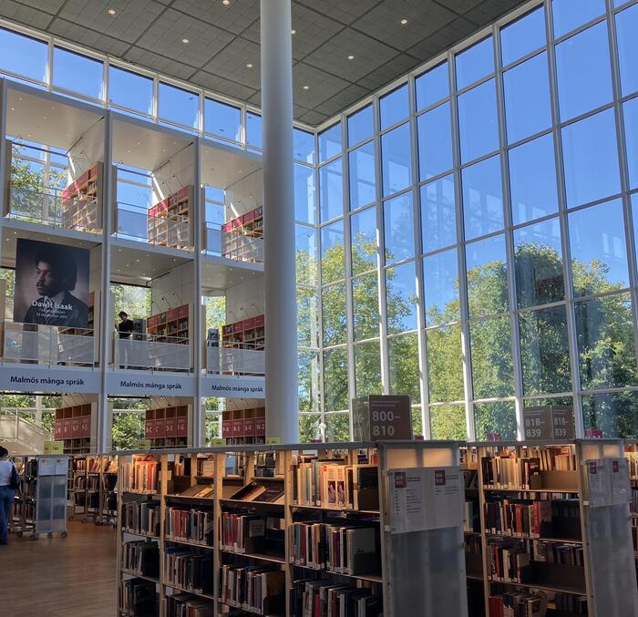 マルメ市立図書館