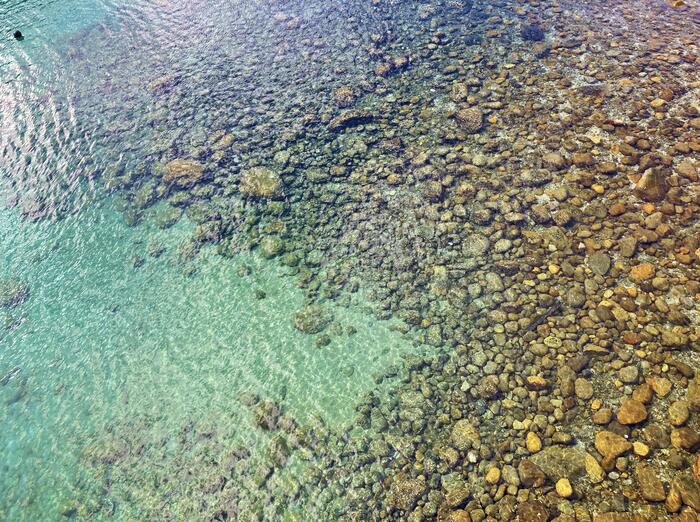 高知・柏島のエメラルドの海