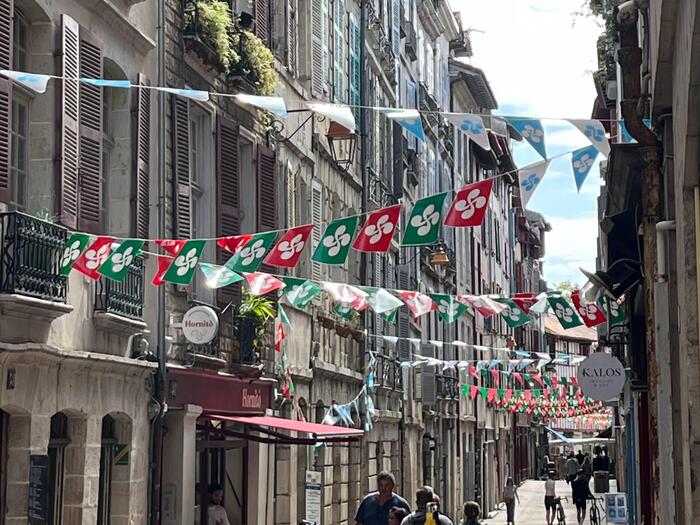 バスク地方　街並み