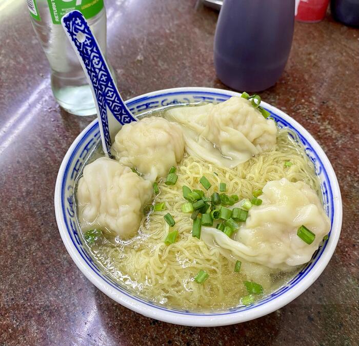 海老ワンタン麺