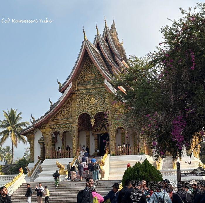 ルアンパバーン国立博物館の黄金堂