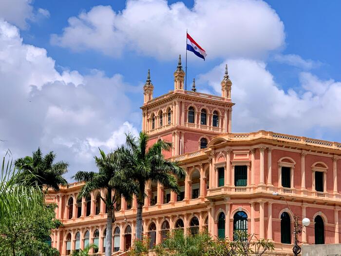 政府宮殿の外観