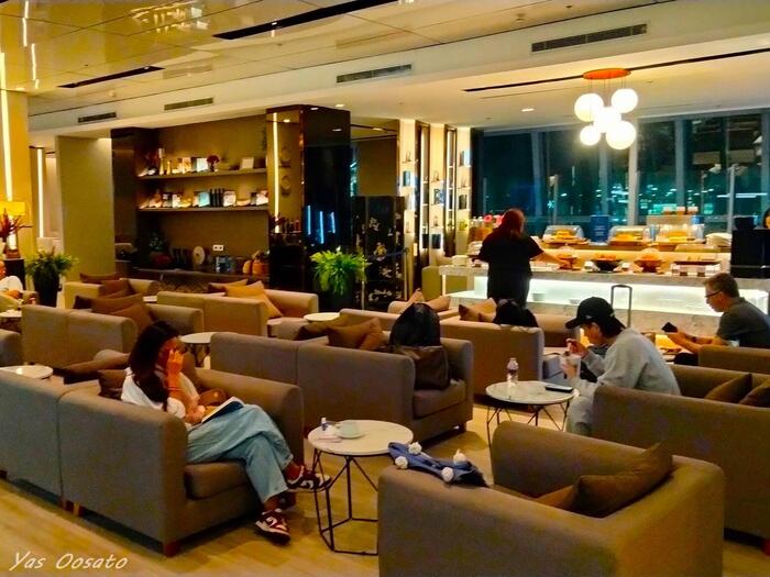 空港の一部やホテルのレストラン、ラウンジ