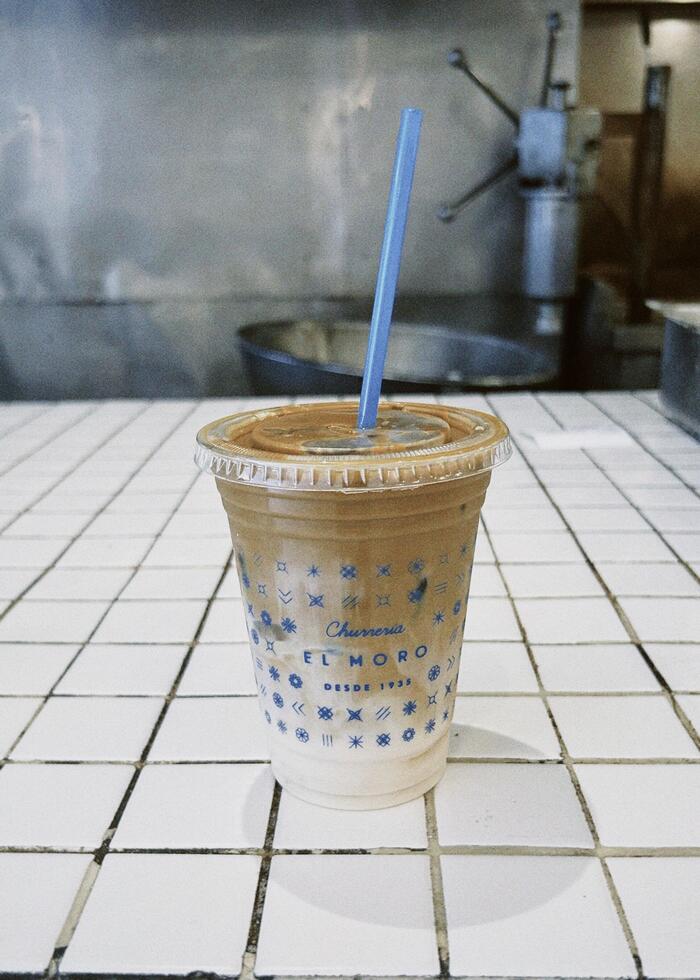 アイスコーヒーやカフェラテなどドリンクメニューも充実