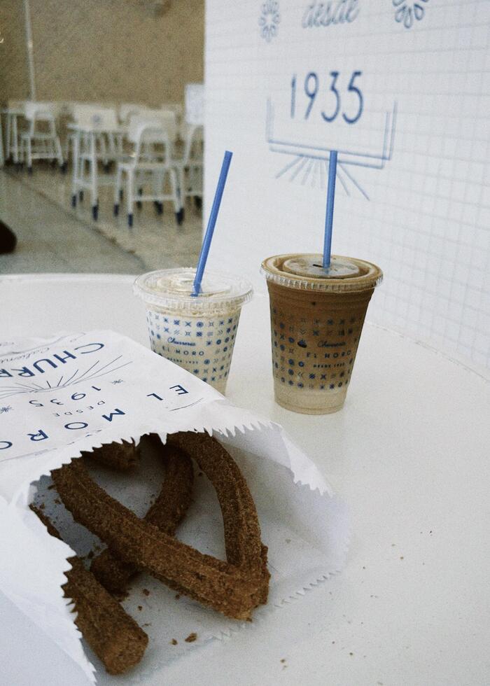 シナモンたっぷりのチュロス