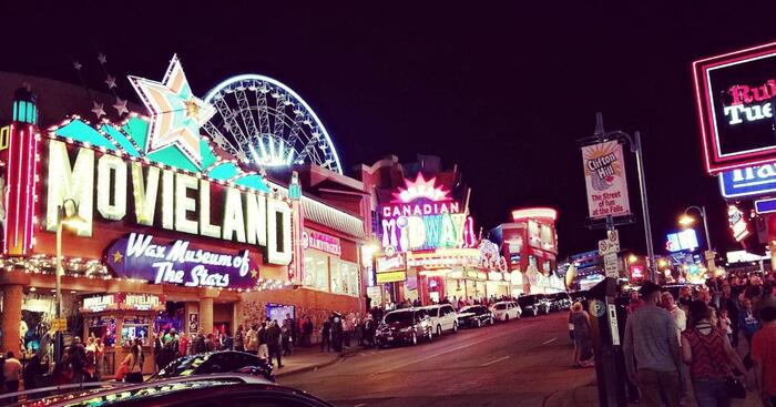 夜のクリフトンヒル