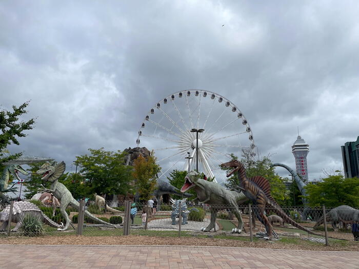 撮影し放題のダイナソー・アドベンチャーゴルフの恐竜たち