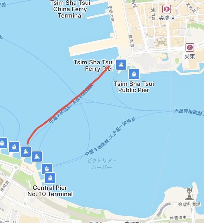 「尖沙咀」から「中環（セントラル）」へ向かうフェリー