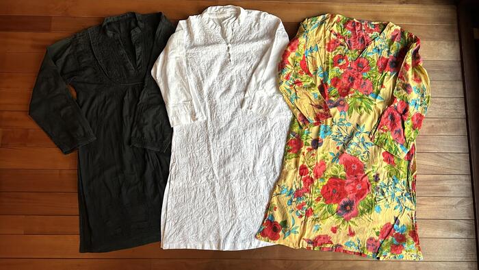 チュニック感覚で着られるクルタ