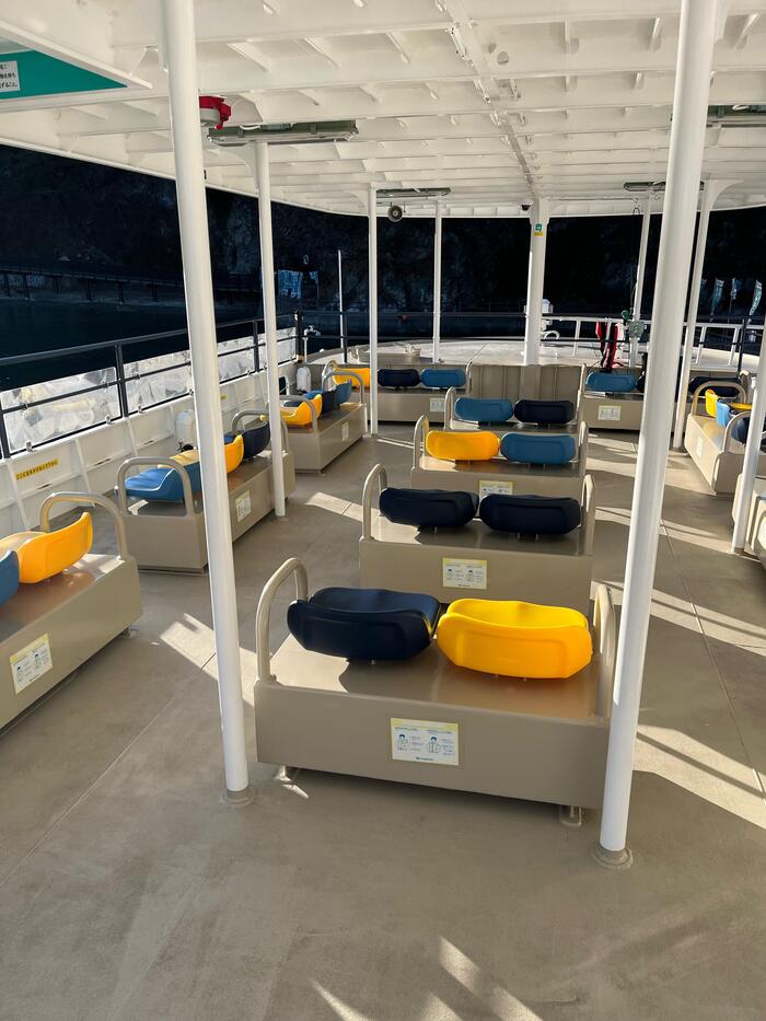 とても清潔できれいな船内