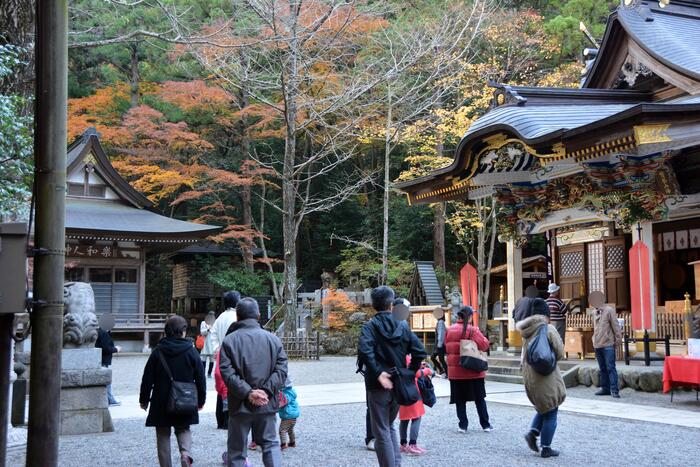 寳登山神社の境内