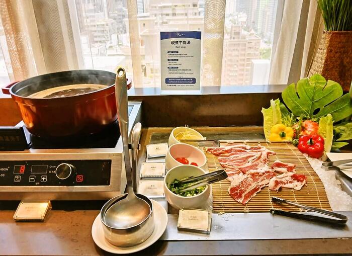 牛肉スープ「牛肉湯」のコーナーがあることも