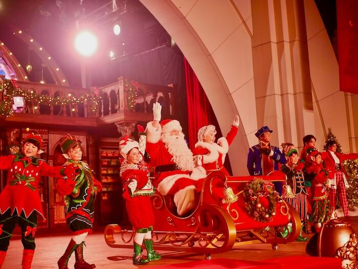 音楽と光があふれる季節「ホリデー・パフォーマンス」