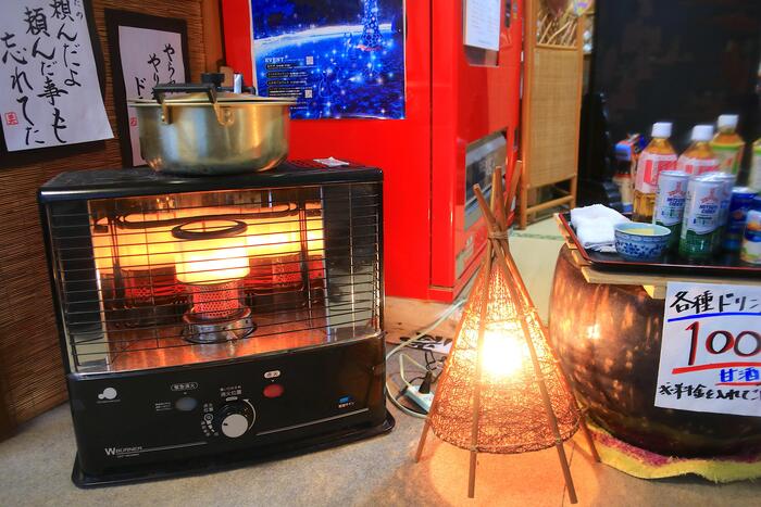 温泉民宿 南部屋　部屋　ストーブ