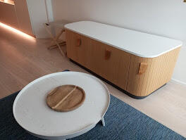 シンプルで温もりのある本場の北欧家具