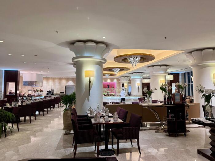 シュタイゲンベルガーカイロ・ピラミッド　STEIGENBERGER CAIRO PYRAMIDS