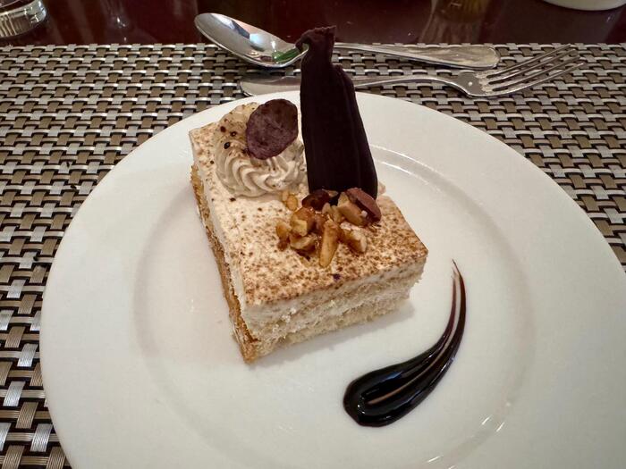 シュタイゲンベルガーカイロ・ピラミッド　STEIGENBERGER CAIRO PYRAMIDS