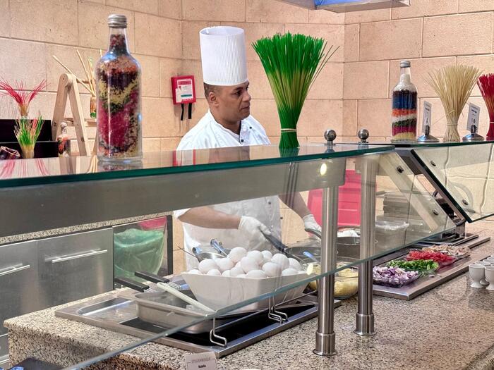 シュタイゲンベルガーカイロ・ピラミッド　STEIGENBERGER CAIRO PYRAMIDS